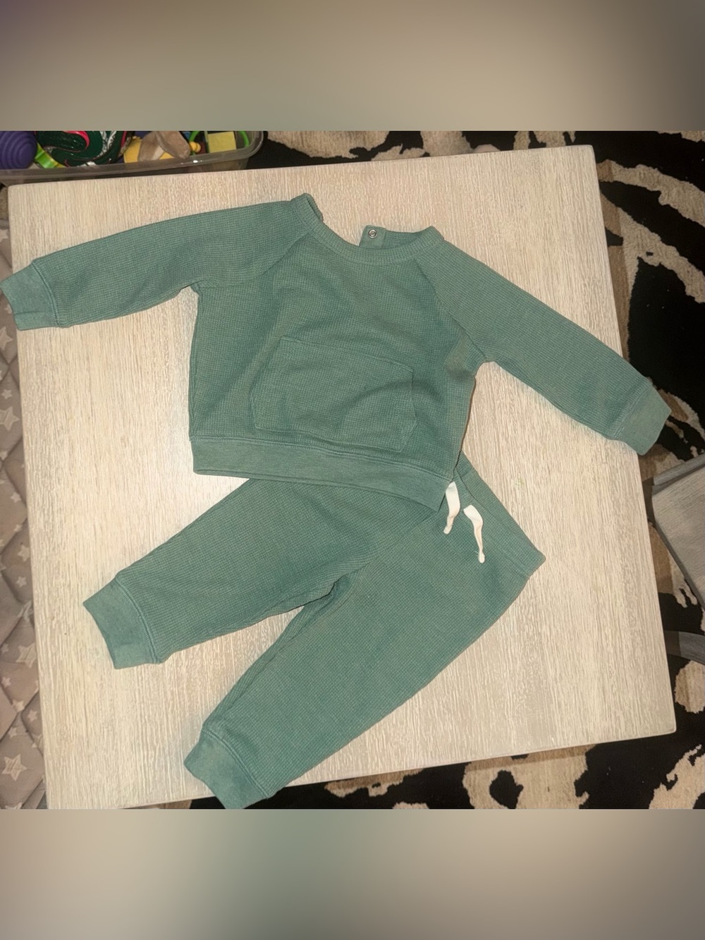 Primary Waffle Sweatshirt & Jogger Set - Green size 6-12 months NWOT